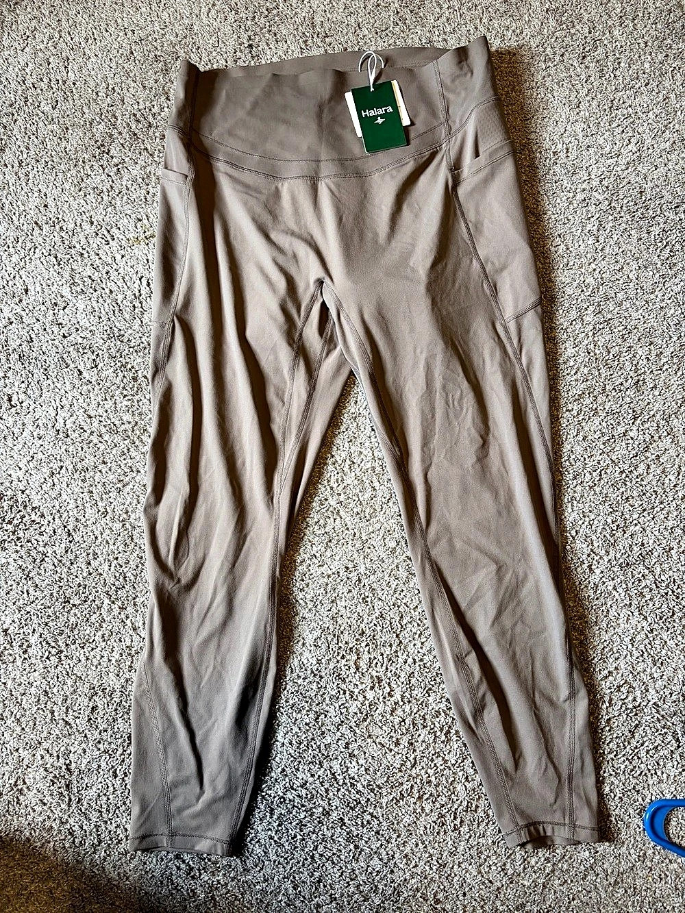 2 pairs Halara  Beige Leggings